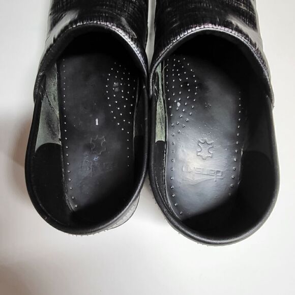 Dansko Women's Black Multi Colored Clogs - Picture 7 of 7